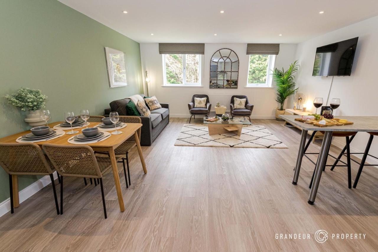Bournecoast - Stylish Flat With Balcony - Sea Glimpses - 10 Min Walk To - Parking - Wifi - Fm8406 Appartement *